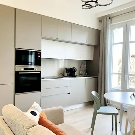 Bright, Newly Renovated
