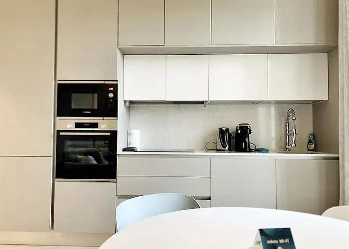 Bright, Newly Renovated *