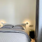 Διαμέρισμα Bright, Newly Renovated *